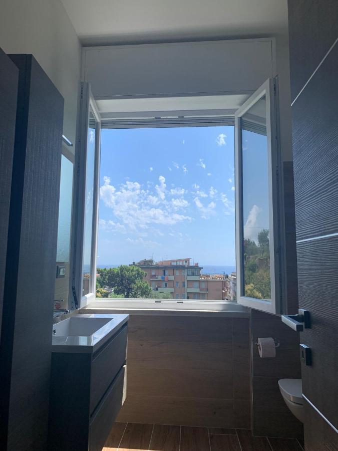Apartamento Terrazza Sul Mare In Via Devoto Chiavari Exterior foto